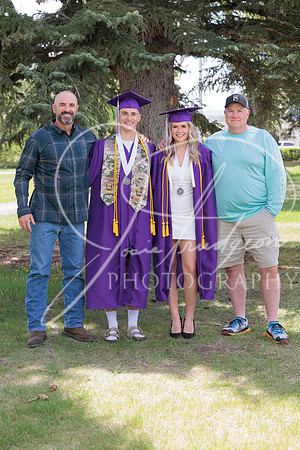 2025 Grads at the Park (175)