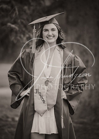 2025 Grads at the Park (407)