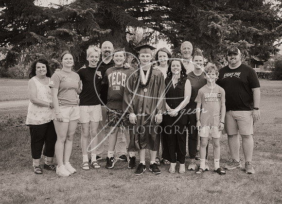 2025 Grads at the Park (469)
