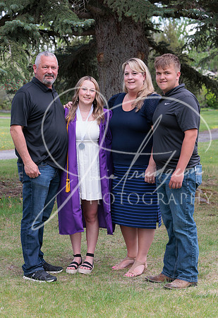 2025 Grads at the Park (271)