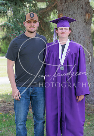 2025 Grads at the Park (34)
