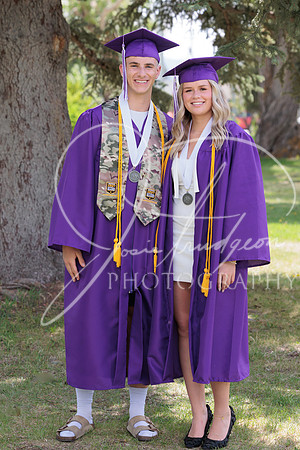2025 Grads at the Park (168)