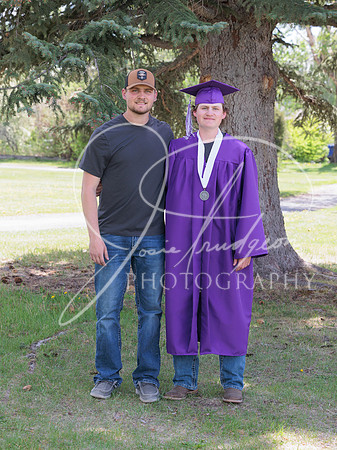 2025 Grads at the Park (33)