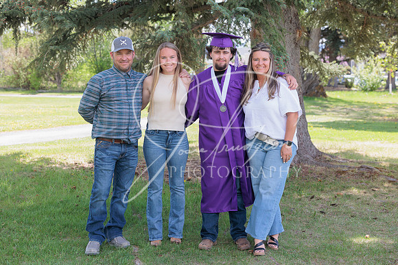2025 Grads at the Park (66)