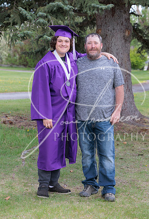 2025 Grads at the Park (213)