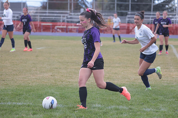Bulldogs vs Glacier Last Game 10 17 25 (7)
