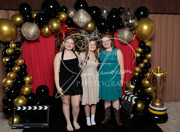 Anaconda SnoBall 12 05 25 Josie & Jessie Trudgeon (19)