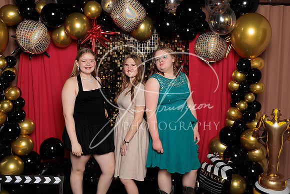 Anaconda SnoBall 12 05 25 Josie & Jessie Trudgeon (21)