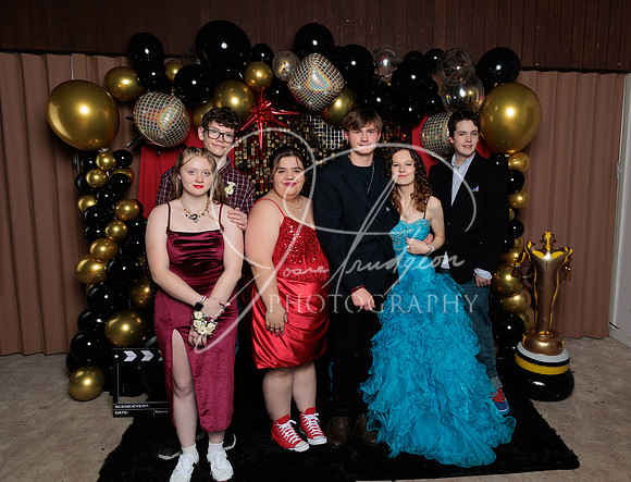 Anaconda SnoBall 12 05 25 Josie & Jessie Trudgeon (56)