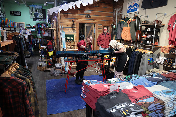 6 Ski Tune with Melissa (3)