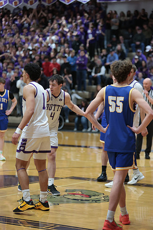 Bulldogs 3 5 26 (56)