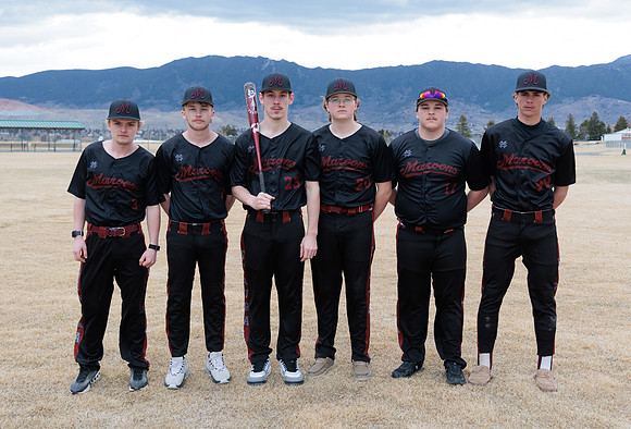 8 Seniors (1)