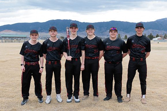 8 Seniors (2)