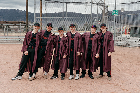 8 Seniors (21)