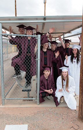 8 Seniors (32)