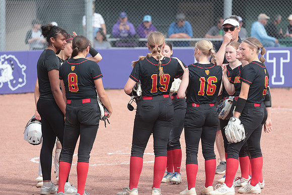 Softball 2026 vs Hellgate (122)