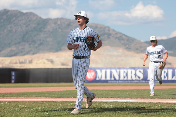 1 Butte Miners vs Helena Senior Night (60)