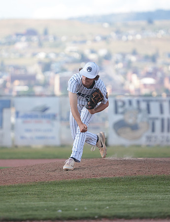 1 Butte Miners vs Helena Senior Night (130)