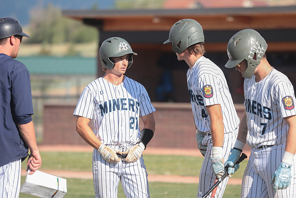 1 Butte Miners vs Helena Senior Night (211)