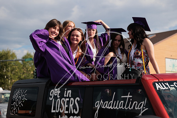 2025 Grads at the Park (645)