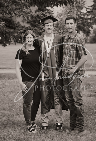 2025 Grads at the Park (538)