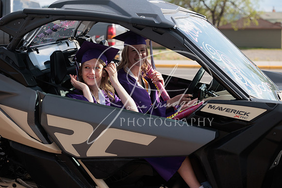 2025 Grads at the Park (628)