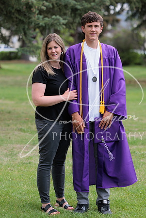 2025 Grads at the Park (544)