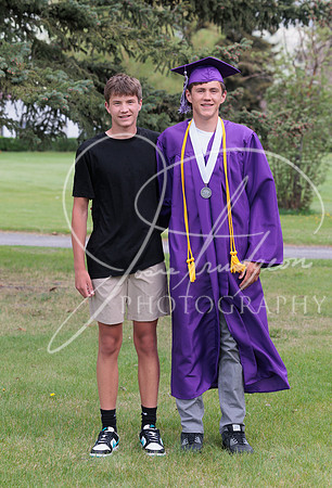 2025 Grads at the Park (534)