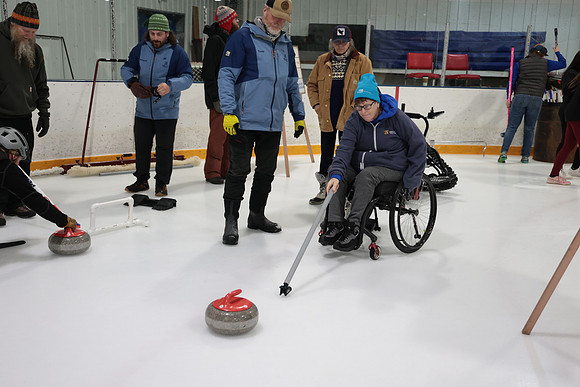 24 Learn to Curl (5)