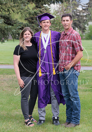 2025 Grads at the Park (539)