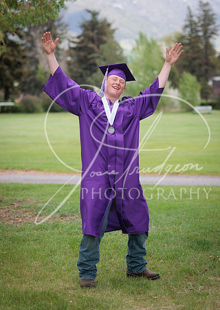 2025 Grads at the Park (331)