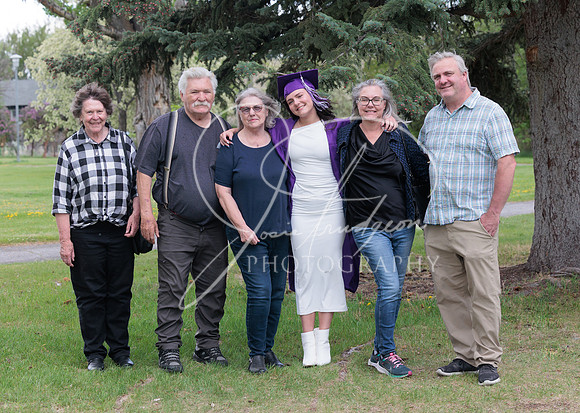 2025 Grads at the Park (487)