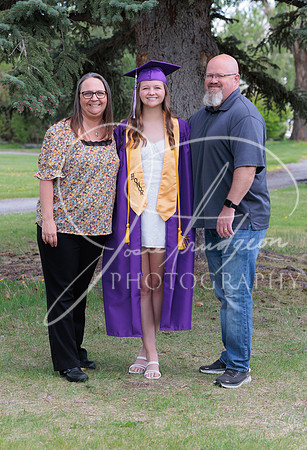 2025 Grads at the Park (246)