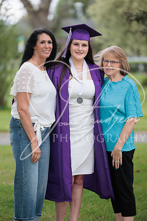 2025 Grads at the Park (450)