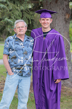 2025 Grads at the Park (111)