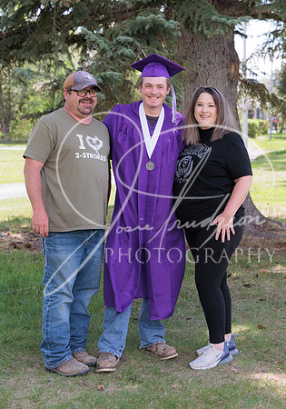 2025 Grads at the Park (83)
