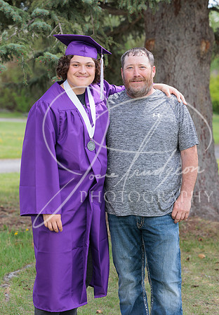 2025 Grads at the Park (215)