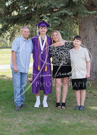 2025 Grads at the Park (55)