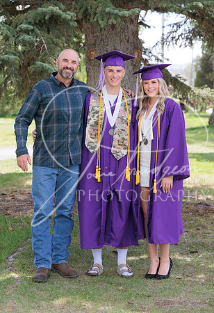 2025 Grads at the Park (181)