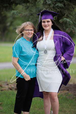2025 Grads at the Park (457)