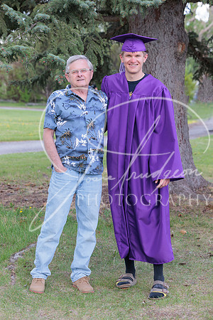 2025 Grads at the Park (109)