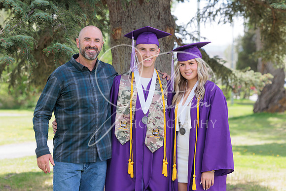 2025 Grads at the Park (183)