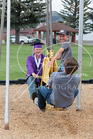 2025 Grads at the Park (332)