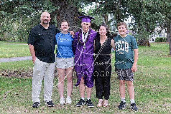 2025 Grads at the Park (474)