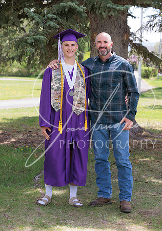 2025 Grads at the Park (185)