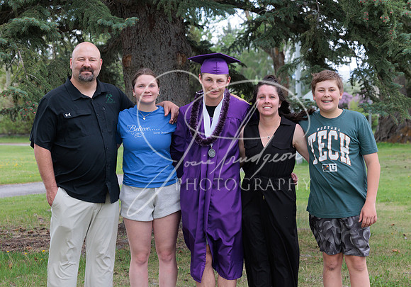 2025 Grads at the Park (476)