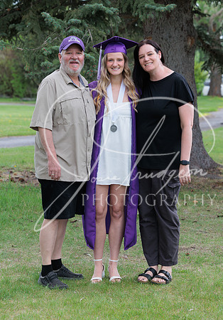 2025 Grads at the Park (391)