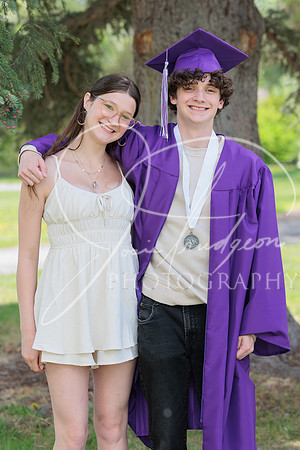 2025 Grads at the Park (157)