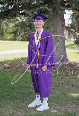 2025 Grads at the Park (58)