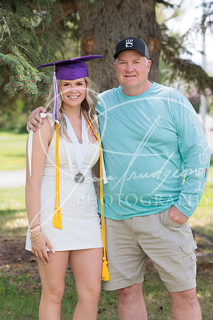 2025 Grads at the Park (187)
